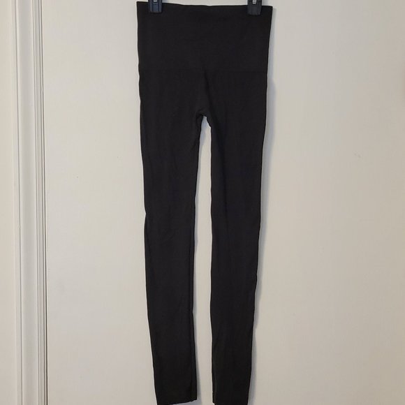 Assets Red Hot by Spanx seamless black shaping leggings size: M NWOT - Picture 2 of 6